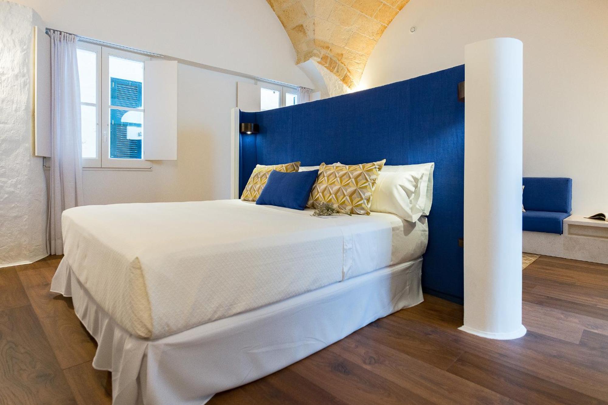 Divina Suites Hotel Boutique - Adults Only Ситадела Екстериор снимка