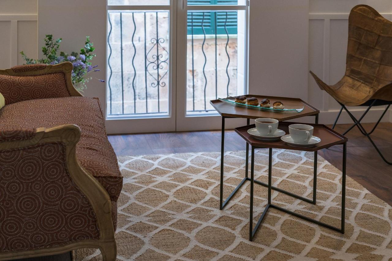 Divina Suites Hotel Boutique - Adults Only Ситадела Екстериор снимка