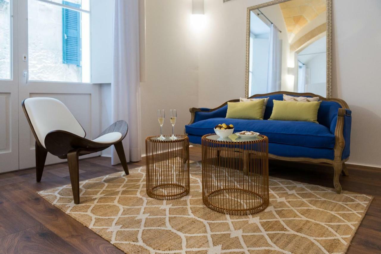 Divina Suites Hotel Boutique - Adults Only Ситадела Екстериор снимка